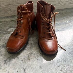 Michele Women's Lace-Up Ankle Boots in Cognac Brown real leather